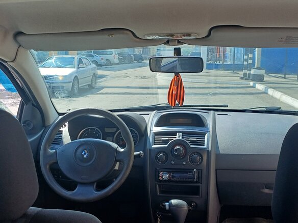 2007 Renault Megane II Рестайлинг, чёрный, 210000 рублей - вид 7