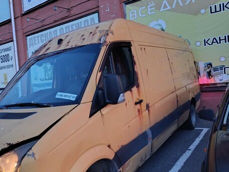 2008 Volkswagen Crafter, жёлтый, 850000 рублей, вид 2