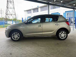 2019 Renault Sandero II Рестайлинг, серый, 899000 рублей, вид 2
