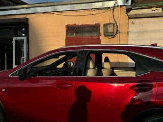 2017 Lexus RX 200t IV, красный, 4250000 рублей, вид 3