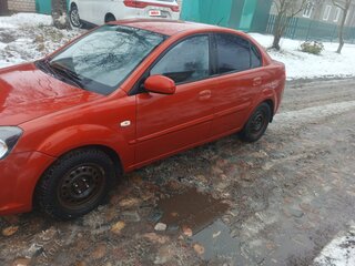 2009 Kia Rio II Рестайлинг, красный, 430000 рублей, вид 4