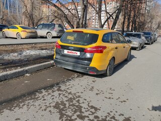 2016 Ford Focus III Рестайлинг, жёлтый, 750000 рублей, вид 4