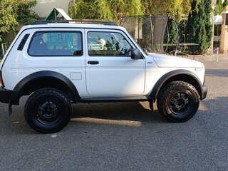 2024 Lada (ВАЗ) Niva Legend Bronto I, белый, 1550000 рублей, вид 2
