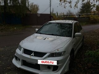 2005 Mitsubishi Lancer IX Рестайлинг, белый, 700000 рублей, вид 1