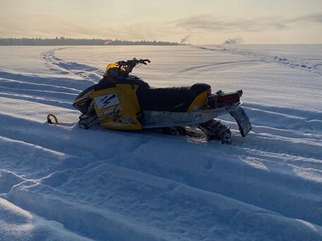 2006 BRP Ski-Doo MXZ X-racing 440, жёлтый, 335000 рублей, вид 3