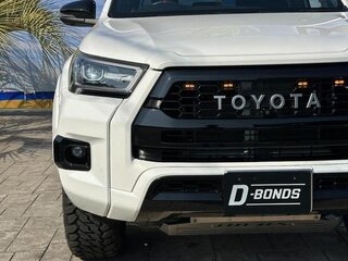 2022 Toyota Hilux VIII Рестайлинг 2, белый, 3880000 рублей, вид 4