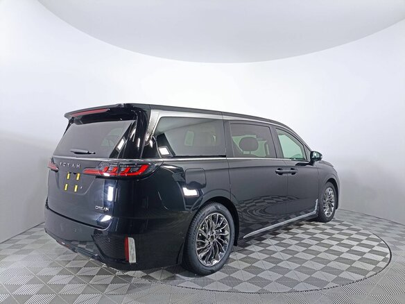 2026 Voyah Dream I, чёрный, 8800000 рублей - вид 4