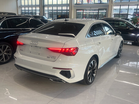 2023 Audi A3 35 TFSI Long IV (8Y), белый, 2100000 рублей, вид 4