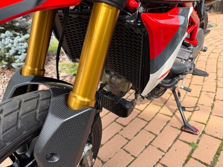 2022 Ducati Hypermotard, красный, 1500000 рублей, вид 2