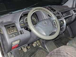 1999 Mercedes-Benz Vito 108 CDI I (W638), белый, 680000 рублей, вид 3