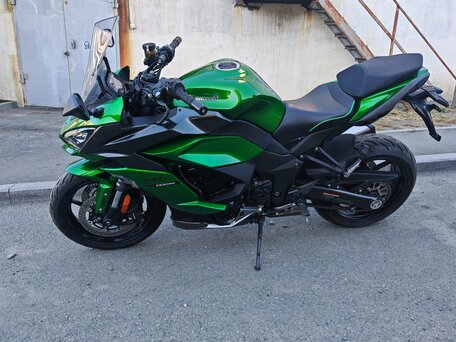 2020 Kawasaki Z 1000SX, зелёный, 1025000 рублей, вид 1