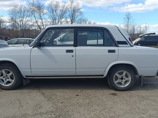 2004 Lada (ВАЗ) 2107, белый, 300000 рублей, вид 3