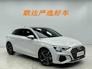 2023 Audi A3 Sportback 35 TFSI IV (8Y), белый, 1720000 рублей, вид 3