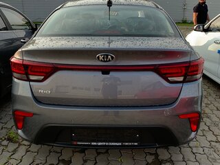 2020 Kia Rio IV, серый, 1375000 рублей, вид 5
