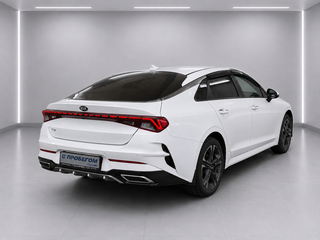 2020 Kia K5 III, белый, 2205000 рублей, вид 4