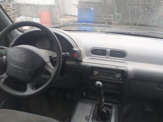 1997 Nissan Vanette Cargo III, красный, 135000 рублей, вид 5