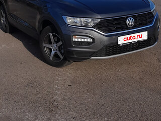 2019 Volkswagen T-Roc I, серый, 1960000 рублей, вид 1