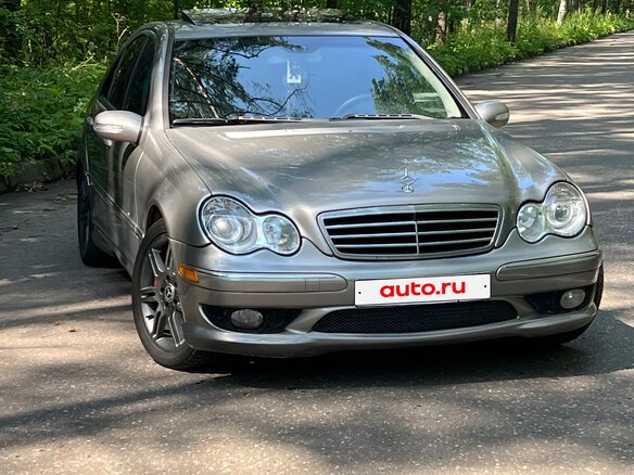 2004 Mercedes-Benz C-Класс 230 II (W203) Рестайлинг, серый - вид 1