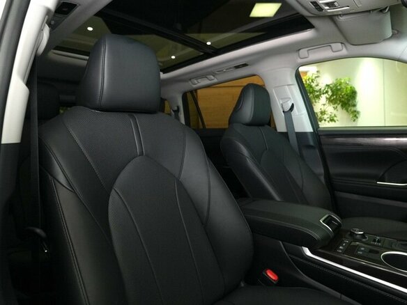 2026 Toyota Highlander IV (XU70), белый - вид 11