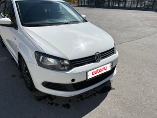2013 Volkswagen Polo V, белый, 980000 рублей, вид 1
