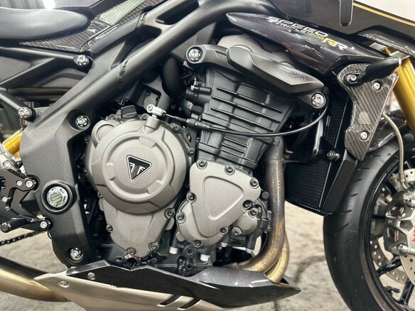 2022 Triumph Speed Triple, белый, 1550000 рублей - вид 29