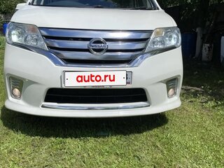 2012 Nissan Serena IV (C26), белый, 1380000 рублей, вид 2