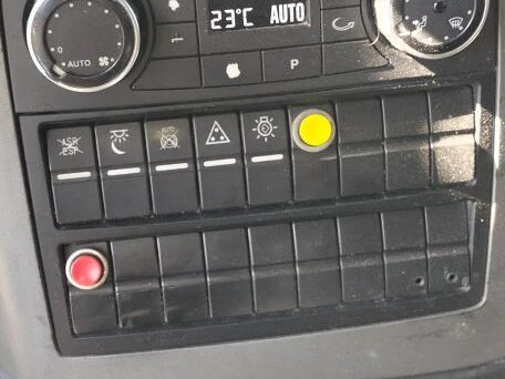 2012 MAN TGX, белый, 1990000 рублей, вид 4