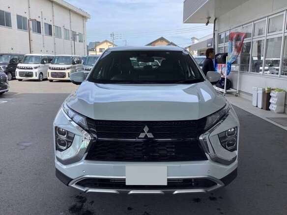 2023 Mitsubishi Eclipse Cross I Рестайлинг, белый - вид 1