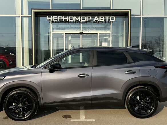 2024 Omoda C5 I Рестайлинг, серебристый - вид 4