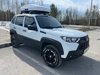 2024 Lada (ВАЗ) Niva Travel I, белый, 1350000 рублей, вид 1