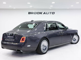 2024 Rolls-Royce Phantom Extended VIII Рестайлинг (Series II), серый, 65990000 рублей, вид 4