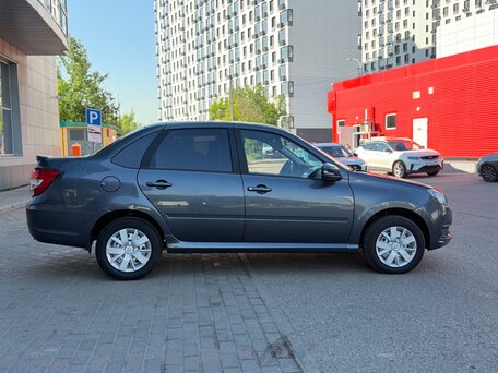 2024 Lada (ВАЗ) Granta I Рестайлинг, серый, 549999 рублей, вид 4