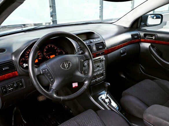 2005 Toyota Avensis II, синий, 556000 рублей - вид 14