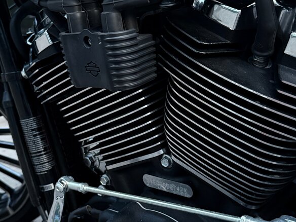 2023 Harley-Davidson Breakout, чёрный, 2150000 рублей - вид 11