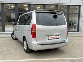 2009 Hyundai Grand Starex I, серый, 960000 рублей, вид 2