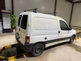 2011 Citroen Berlingo I Рестайлинг, белый, 160000 рублей, вид 2