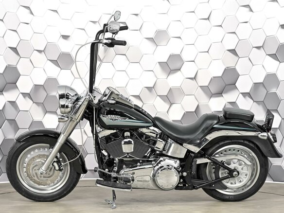 2008 Harley-Davidson Fat Boy, чёрный, 899000 рублей - вид 3