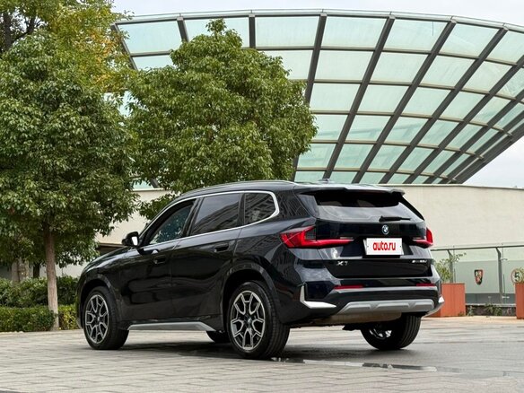 2023 BMW X1 Long 20Li sDrive III (U11/U12), чёрный, 2530000 рублей - вид 4