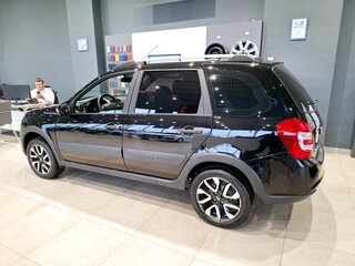 2025 Lada (ВАЗ) Granta Cross I Рестайлинг, чёрный, 1209500 рублей, вид 3