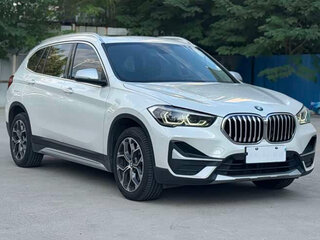 2022 BMW X1 Long 20Li sDrive II (F48) Рестайлинг, белый, 1720000 рублей, вид 3