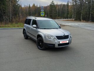 2012 Skoda Yeti I, серебристый, 690000 рублей, вид 4