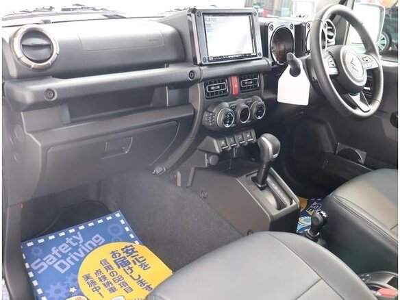 2022 Suzuki Jimny Sierra IV, чёрный, 1600404 рублей - вид 18