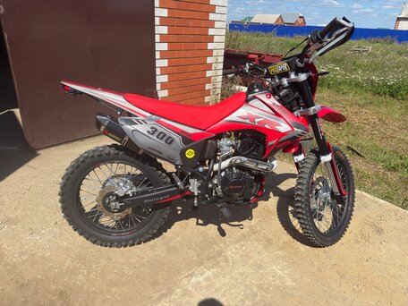 2025 Motoland XR300, красный, 120000 рублей, вид 2