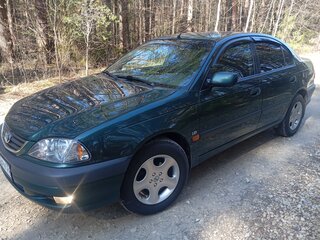 1999 Toyota Avensis I, зелёный, 550000 рублей, вид 2