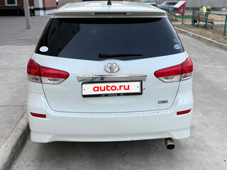 2011 Toyota Wish II, белый, 1100000 рублей, вид 5