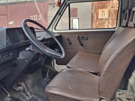 1986 Volkswagen Transporter T3, белый, 250000 рублей, вид 5