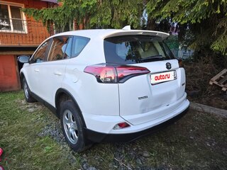 2018 Toyota RAV4 IV (XA40) Рестайлинг, белый, 3000000 рублей, вид 5