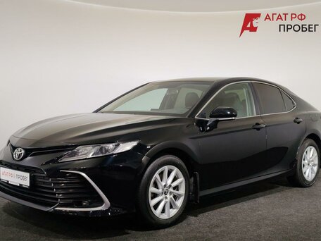 2021 Toyota Camry VIII (XV70) Рестайлинг, чёрный, 2425000 рублей, вид 1