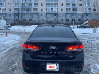 2018 Hyundai Sonata VII (LF) Рестайлинг, чёрный, 1500000 рублей, вид 3