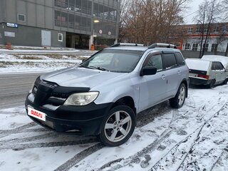 2007 Mitsubishi Outlander I, серебристый, 630000 рублей, вид 1